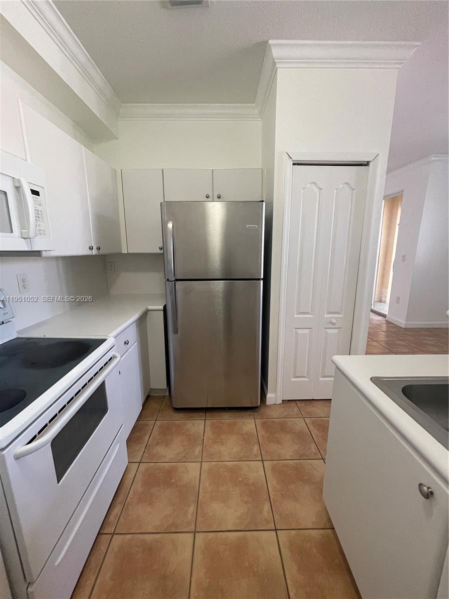 Miramar Condo: 4321 Southwest 160th Avenue