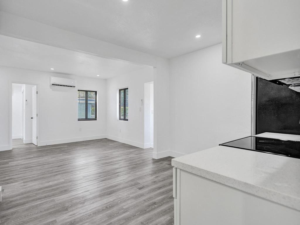 Fort Lauderdale Condo: 940 Southwest 28th Street