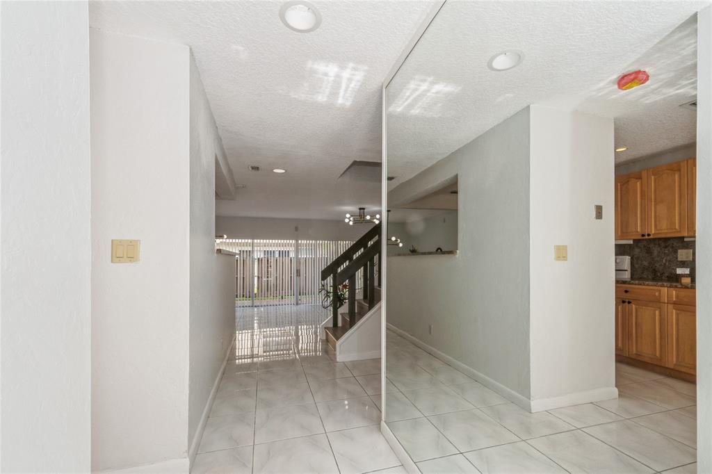 Fort Lauderdale Condo: 8208 Northwest 8th Place