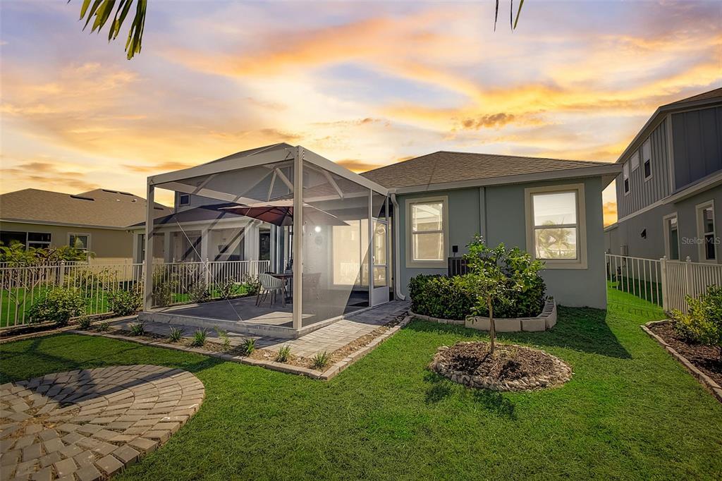 Apollo Beach Condo: 411 Sandsend Court