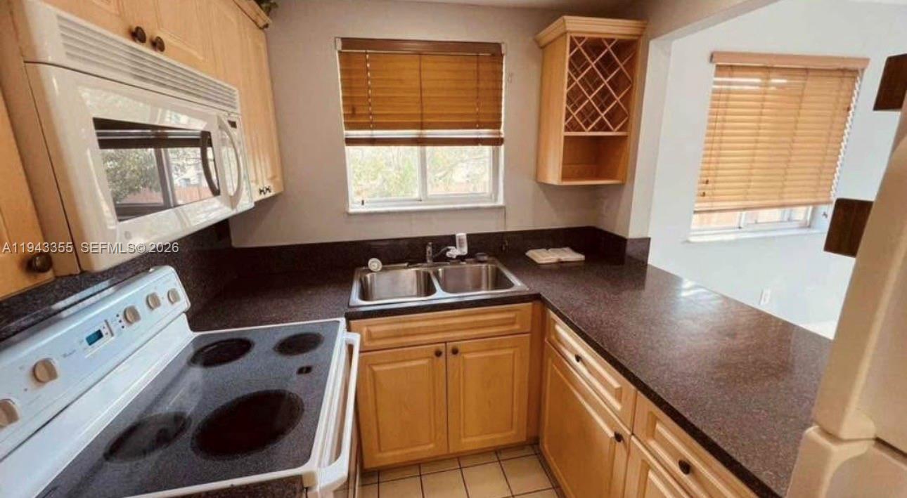 Miami Condo: 6221 Southwest 131st Court