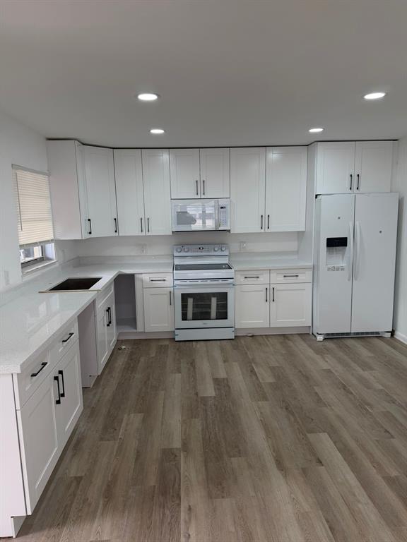 Dania Beach Condo: 4524 Southwest 54th Street