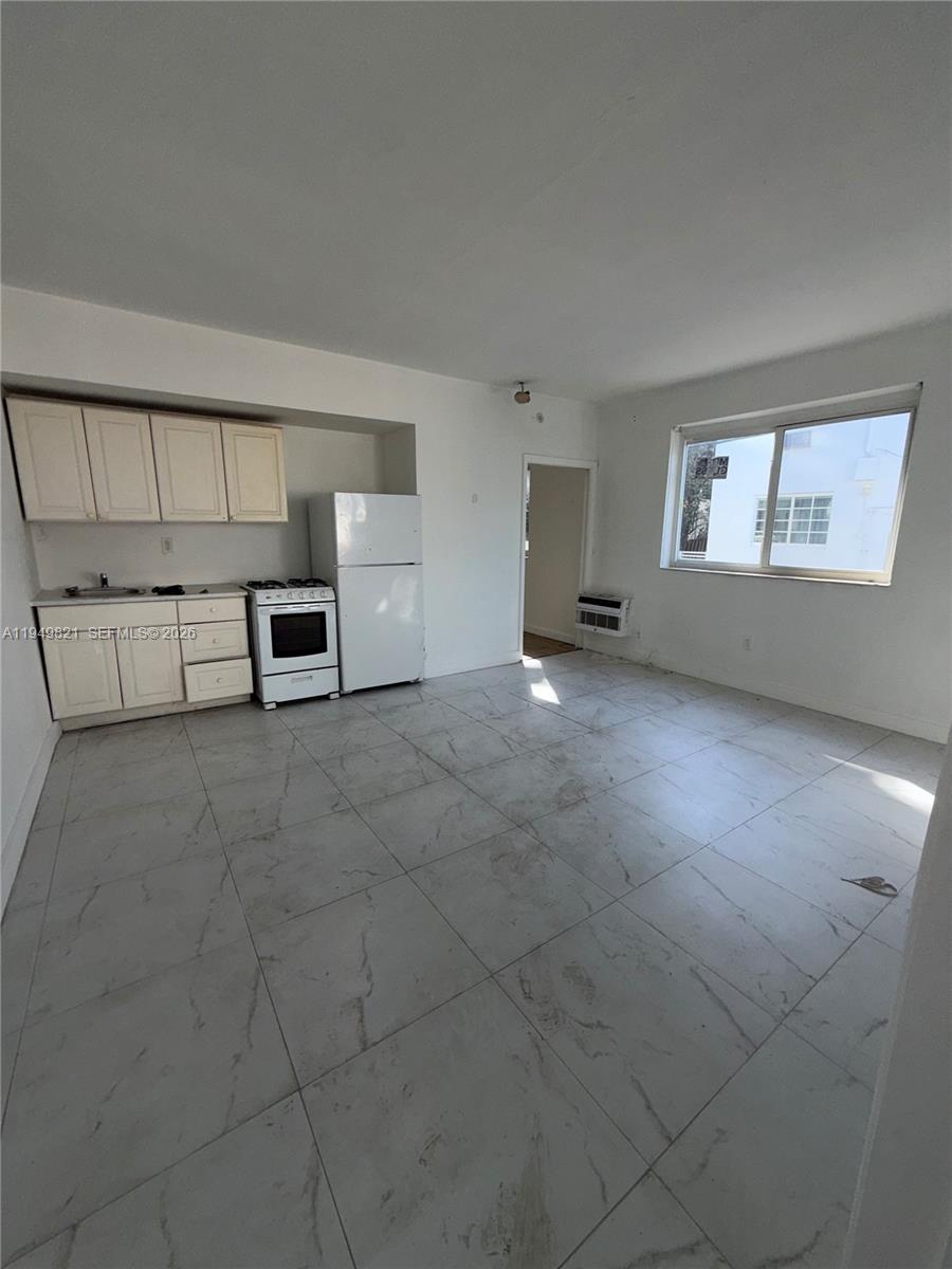 Miami Beach Condo: 1026 Euclid Avenue