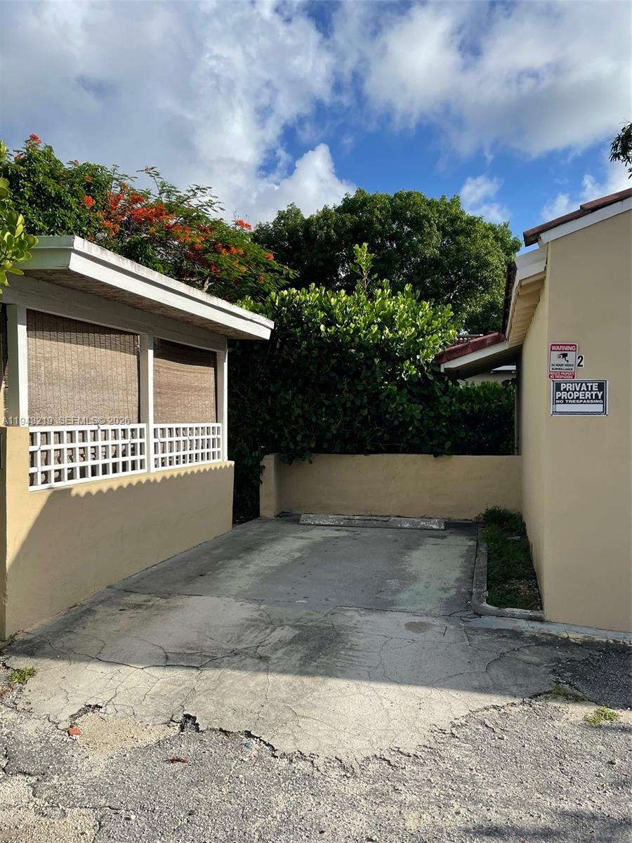 Hollywood Condo: 1642 Polk Street