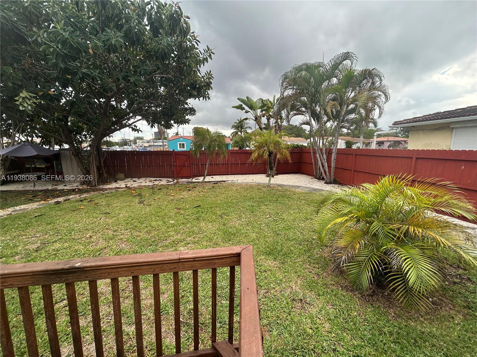 Hollywood Condo: 1839 Wiley Street