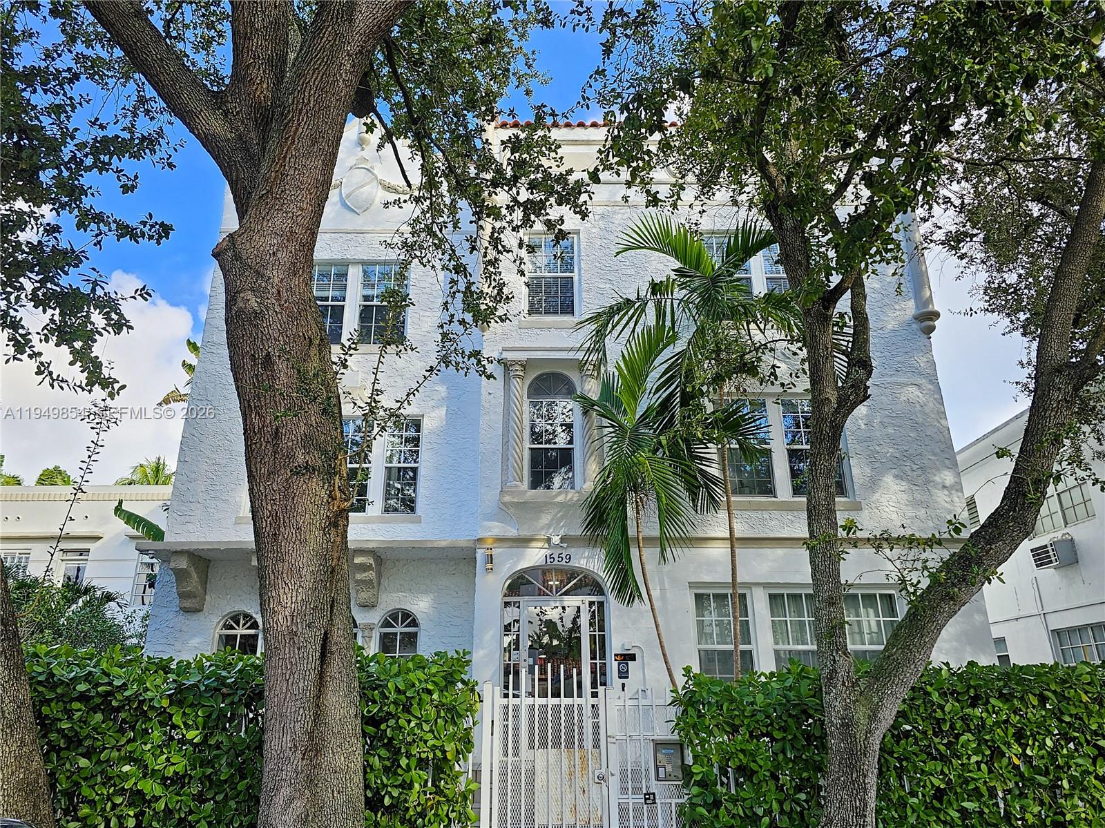 Miami Beach Condo: 1559 Michigan Avenue