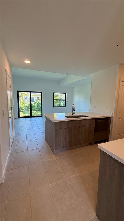 Hollywood Condo: 2526 Pierce Street