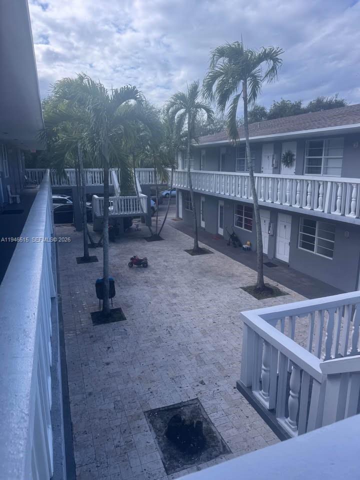 Hollywood Condo: Parkside