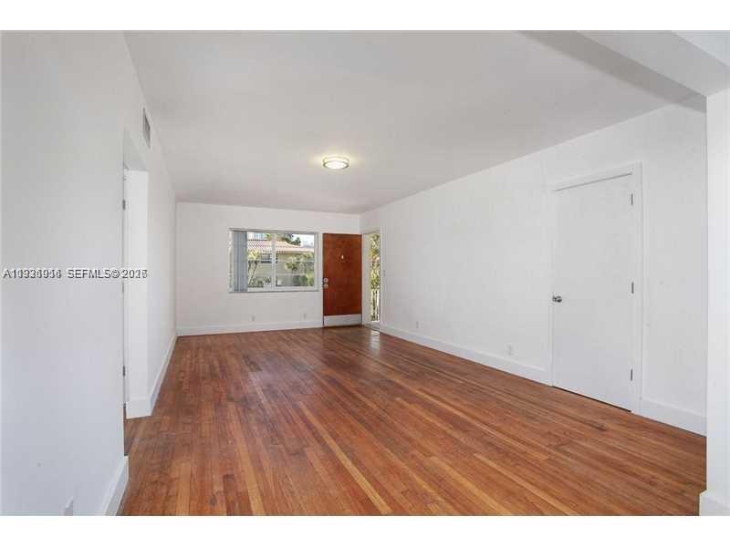 Miami Beach Condo: 1125 9th Street