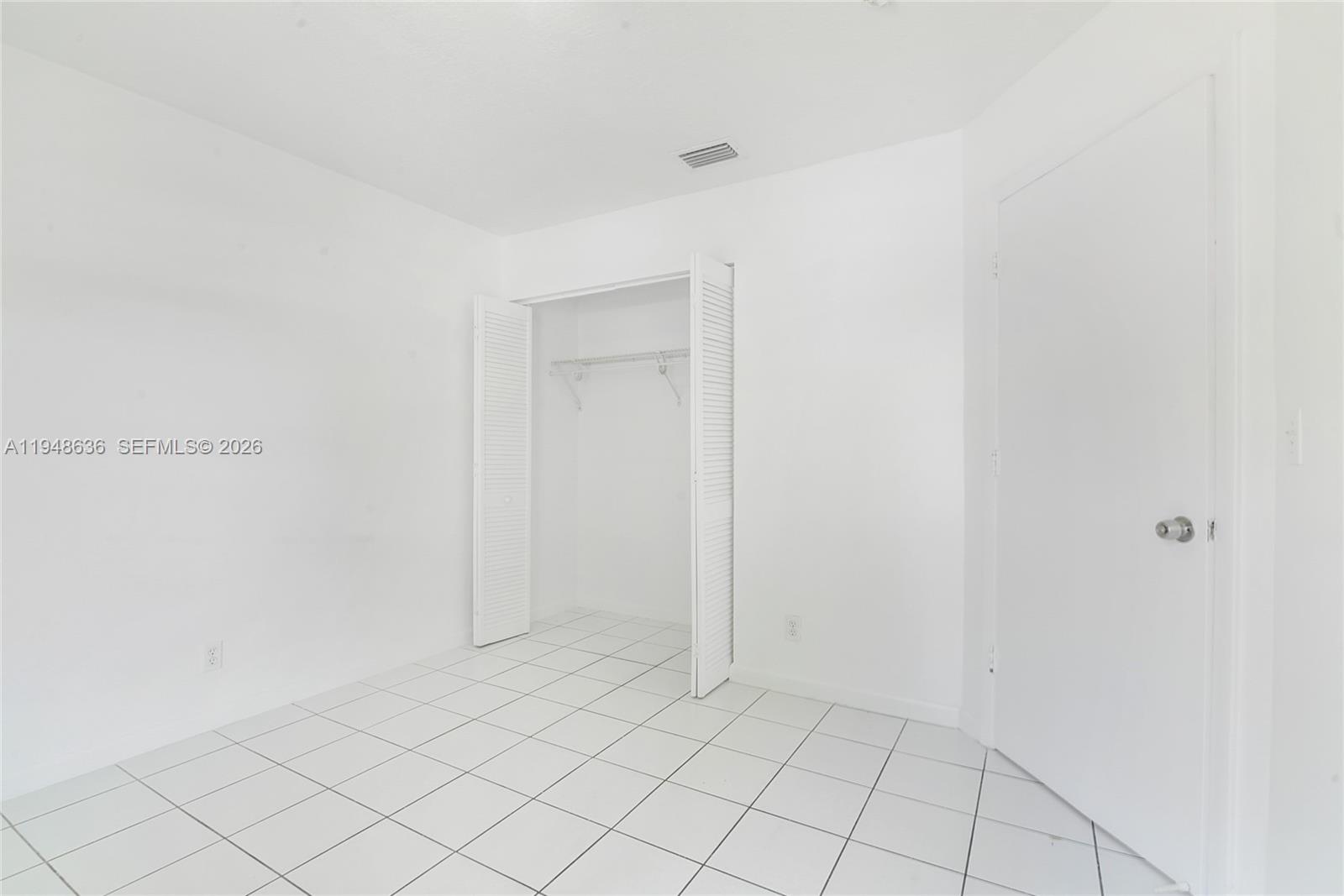 Hollywood Condo: 2536 Cleveland Street