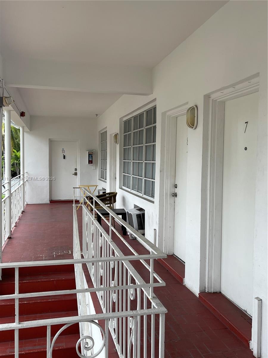 Miami Beach Condo: 901 Pennsylvania Avenue