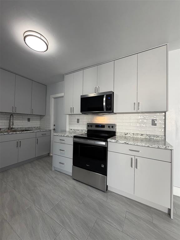 North Miami Beach Condo: 1966 Northeast 177th Street