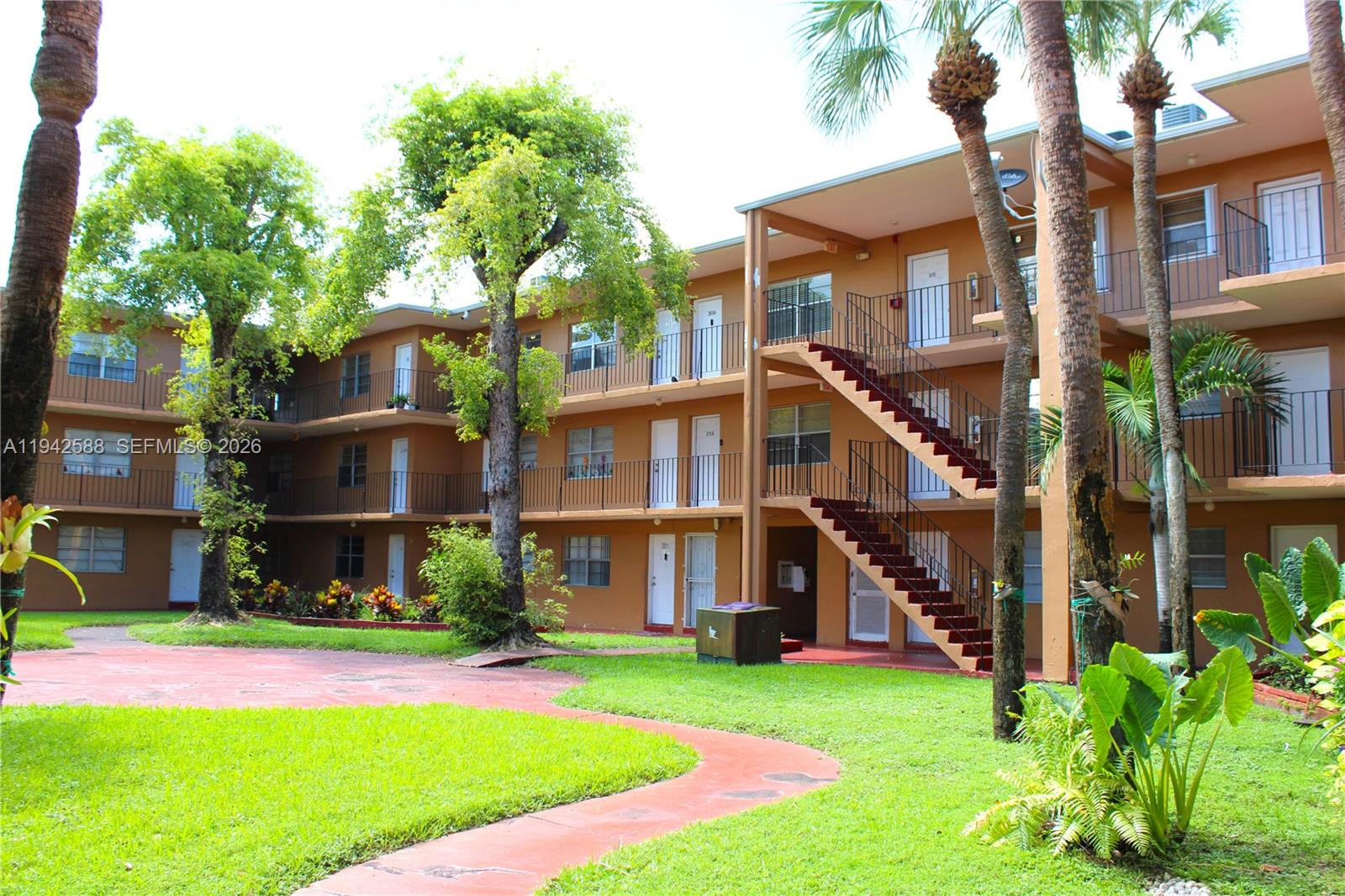 Hialeah Condo: 1280 West 54th Street