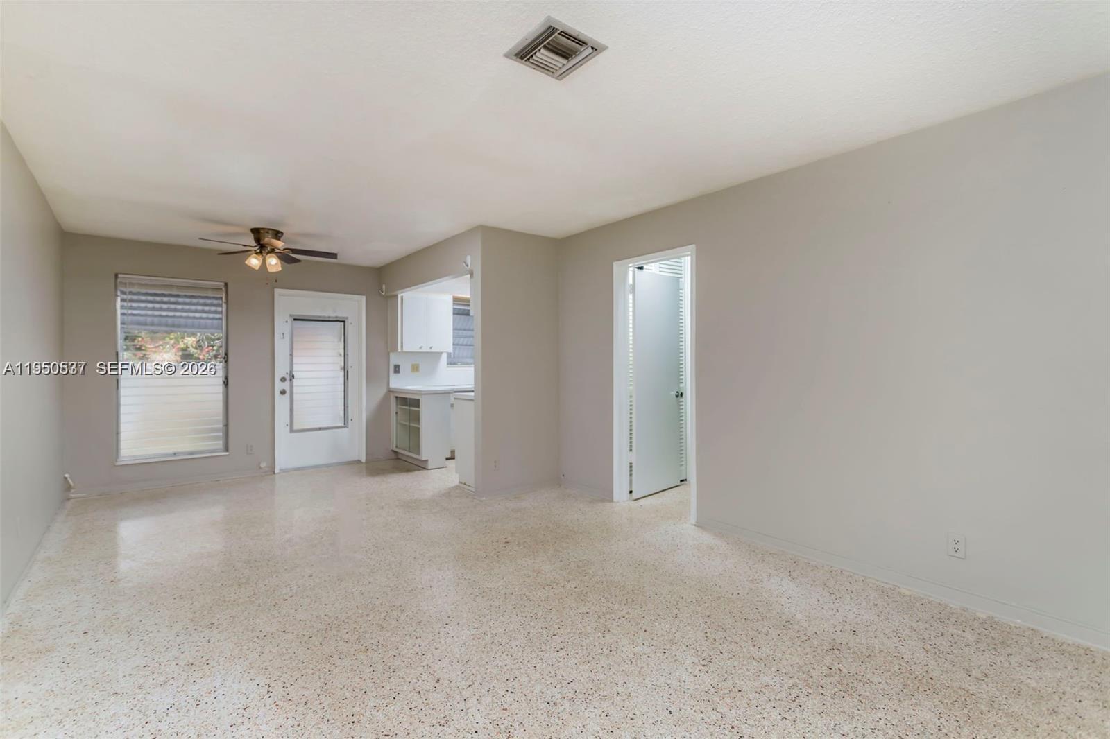 Hollywood Condo: 2215 Jackson Street