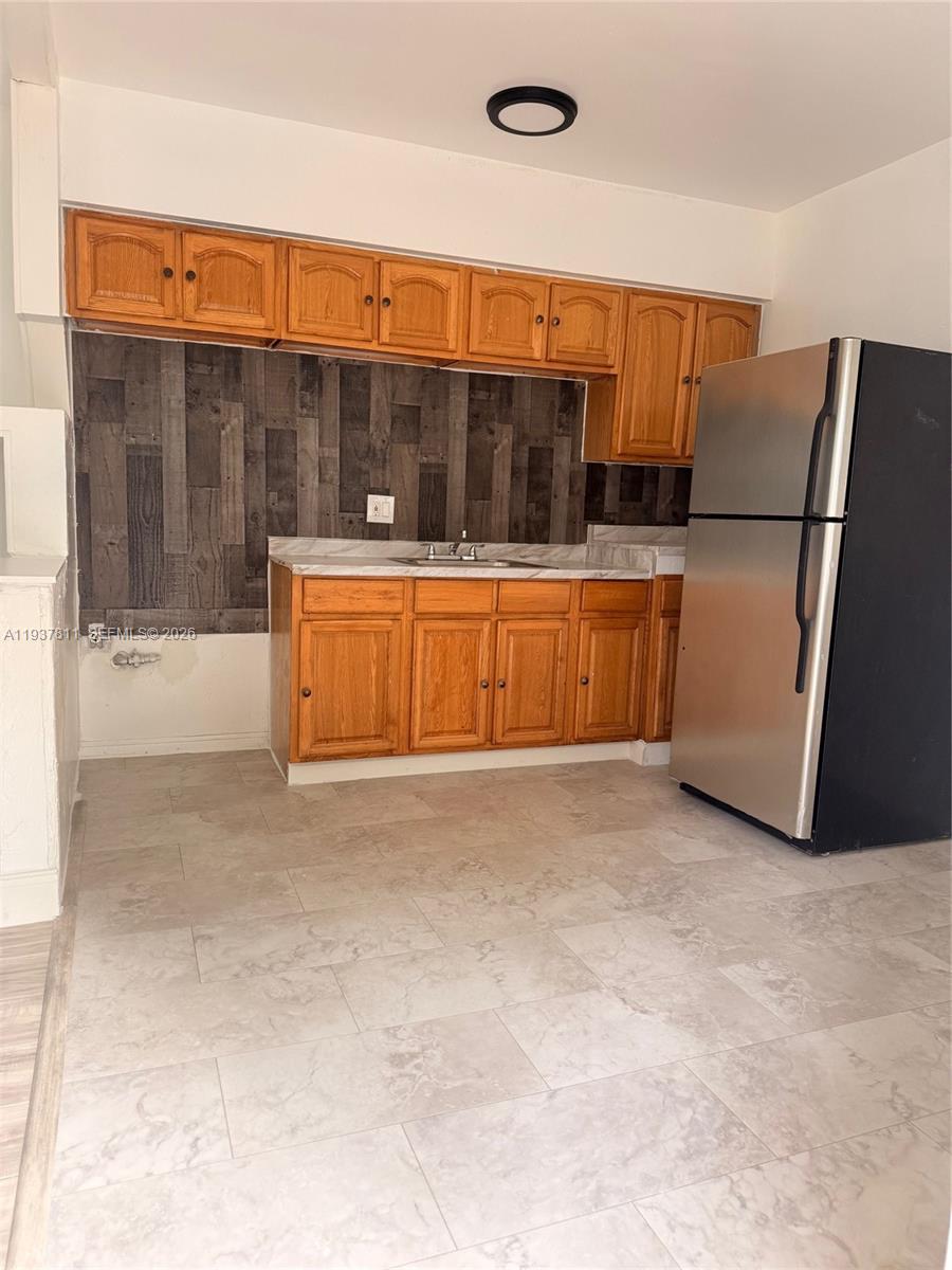 North Miami Beach Condo: 16675 Northeast 20th Avenue