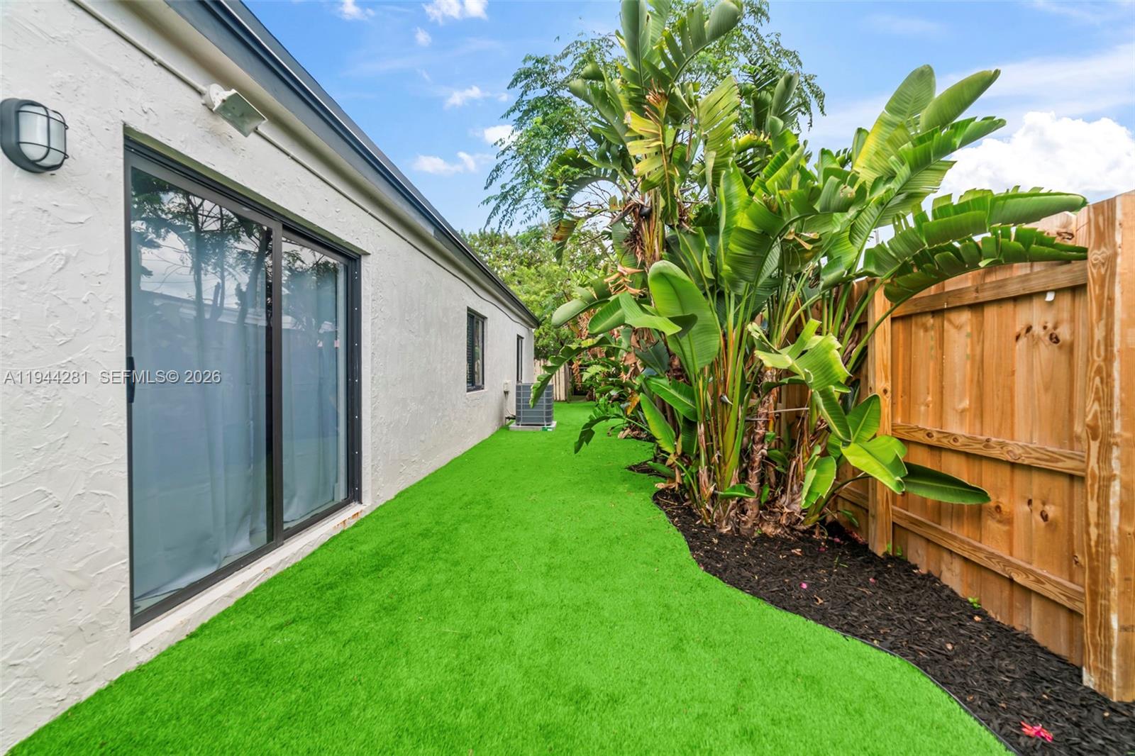 North Miami Beach Condo: 1671 Northeast 174th Street