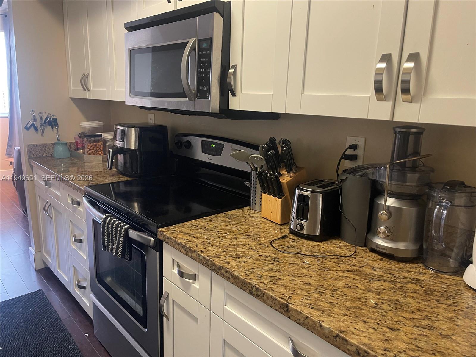 Pembroke Pines Condo: 160 Southwest 117th Terrace