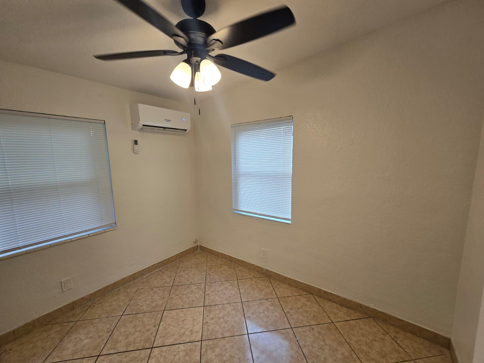 Lantana Condo: 401 Seagrape Road