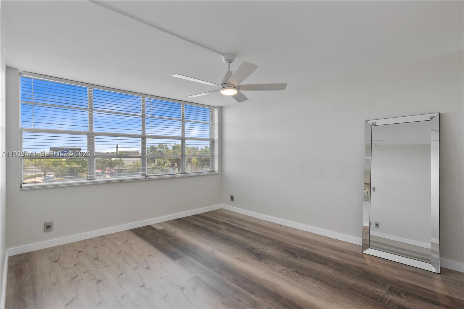 North Miami Beach Condo: 16710 Northeast 9th Avenue