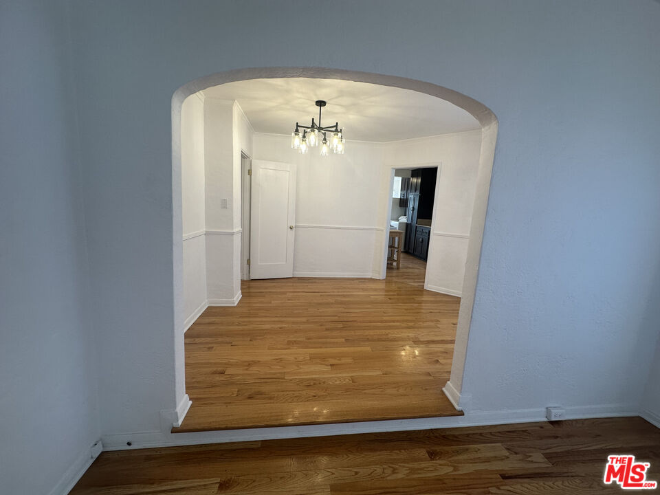 Los Angeles Condo: 1450 South Wooster Street