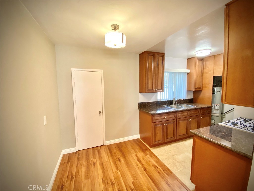 Glendale Condo: 2512 Cañada Boulevard