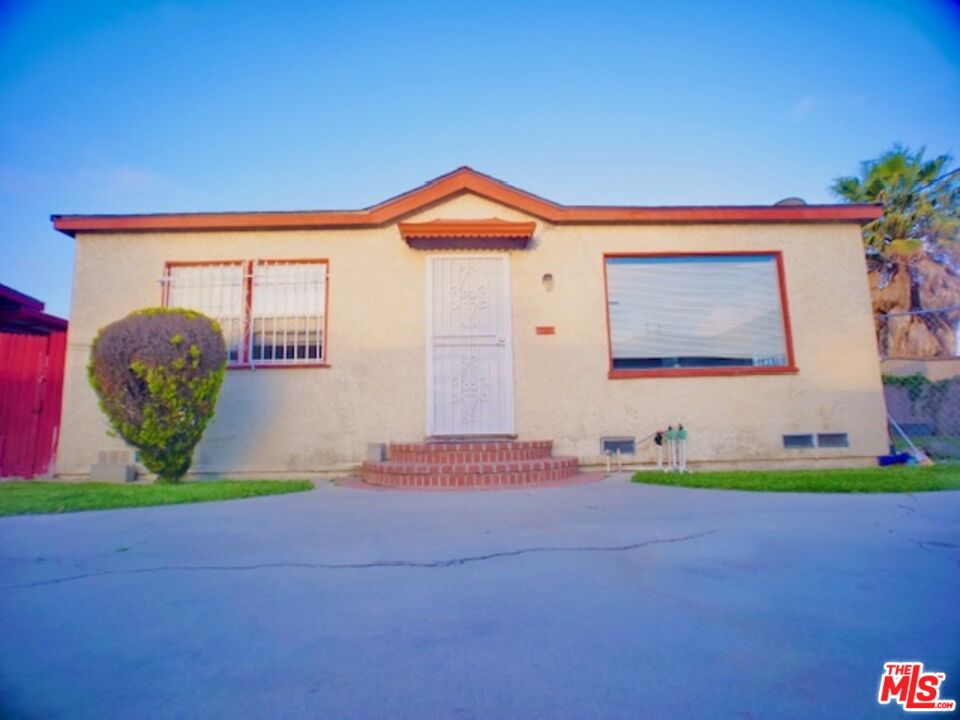 Inglewood Condo: 3726 West 112th Street