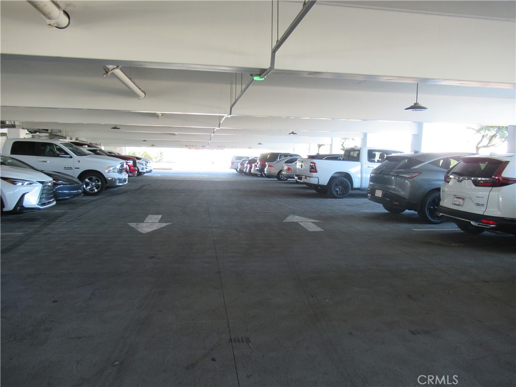 Bellflower Condo: 9700 Mayne Street