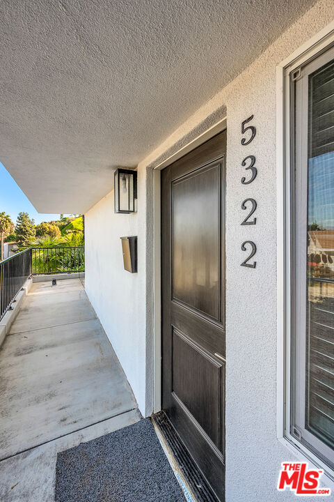 Los Angeles Condo: 5322 Weatherford Drive