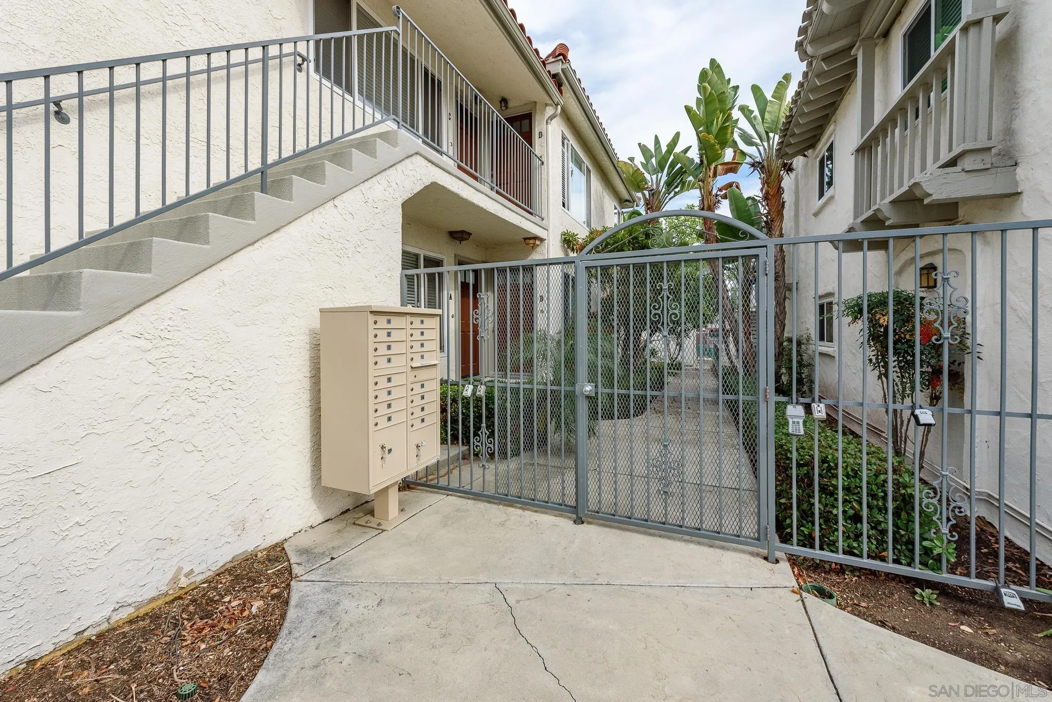 San Diego Condo: 3779 Wilson Avenue