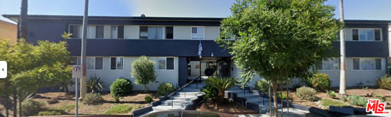 Los Angeles Condo: 4800 August Street