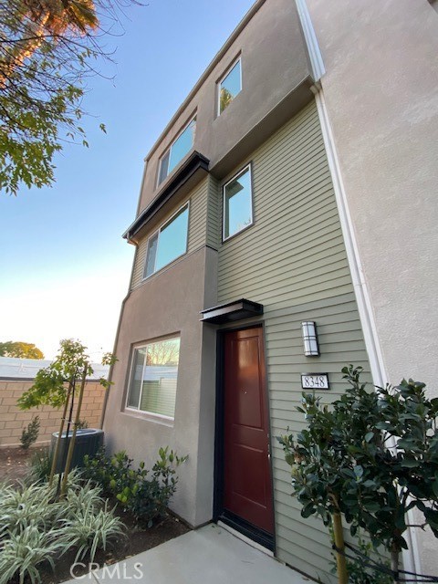 Northridge Condo: 8348 North Canby Place