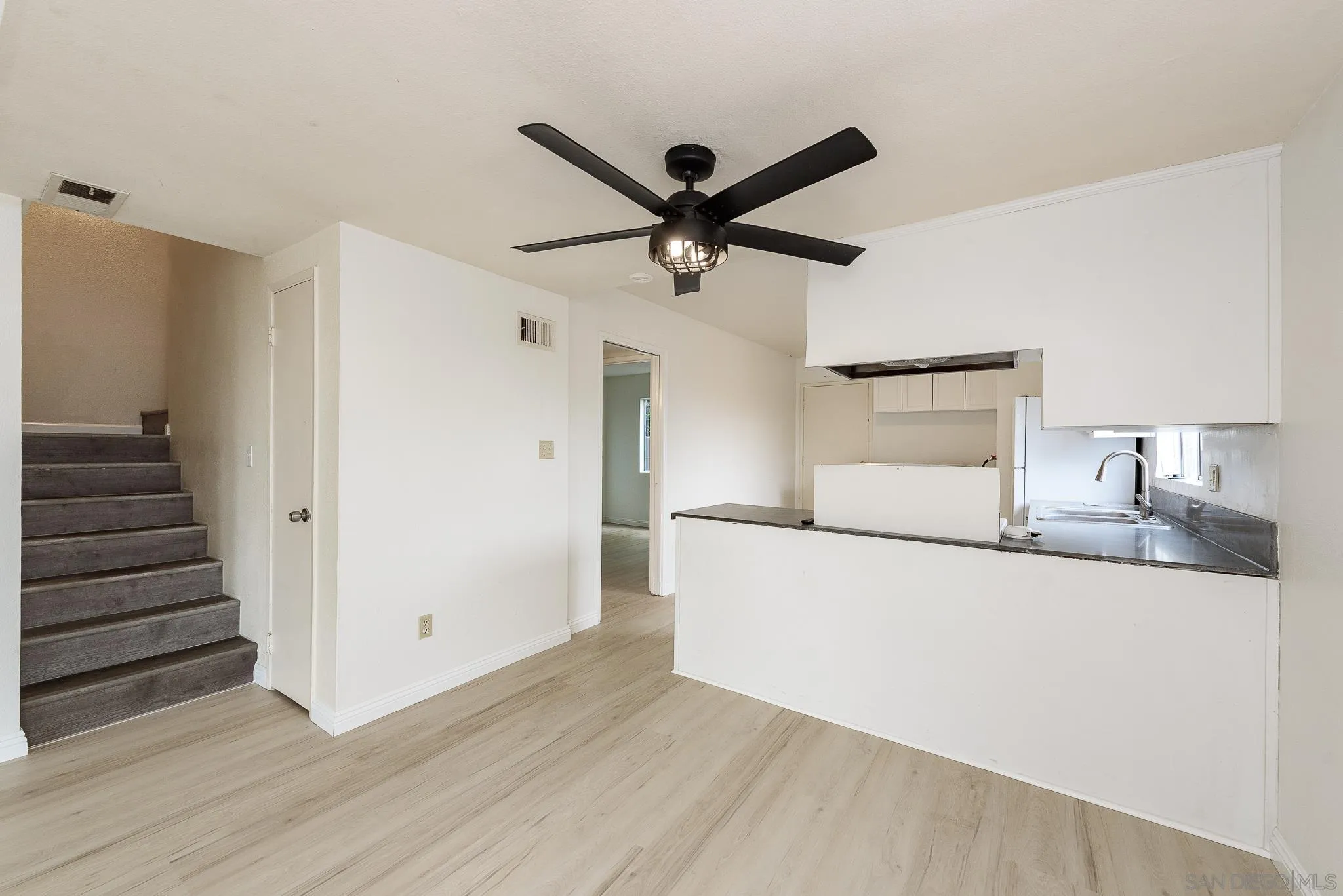 San Diego Condo: 1777 Pentuckett Avenue