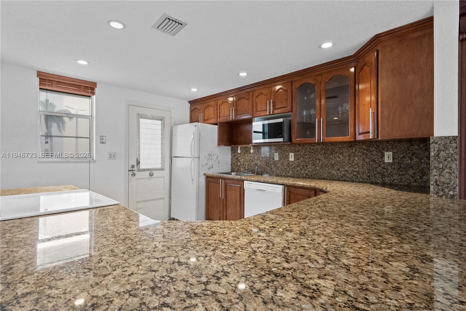 Aventura Condo: 3030 Marcos Drive