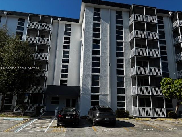 North Miami Beach Condo: 16950 West Dixie Highway