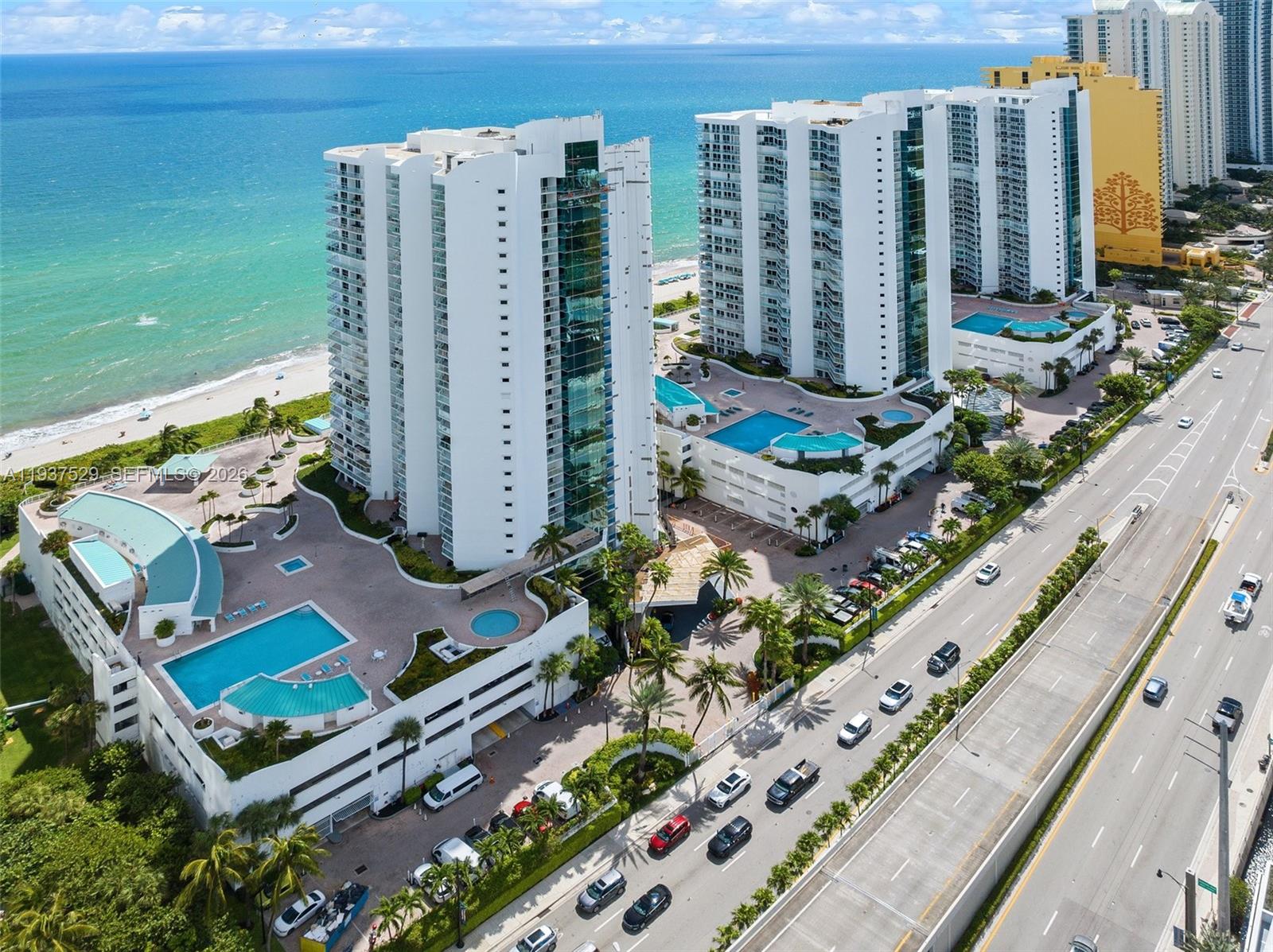 Sunny Isles Beach Condo: 16485 Collins Avenue