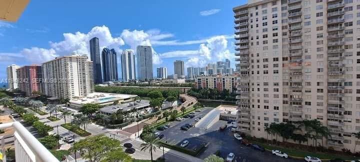 Sunny Isles Beach Condo: 251 174th Street