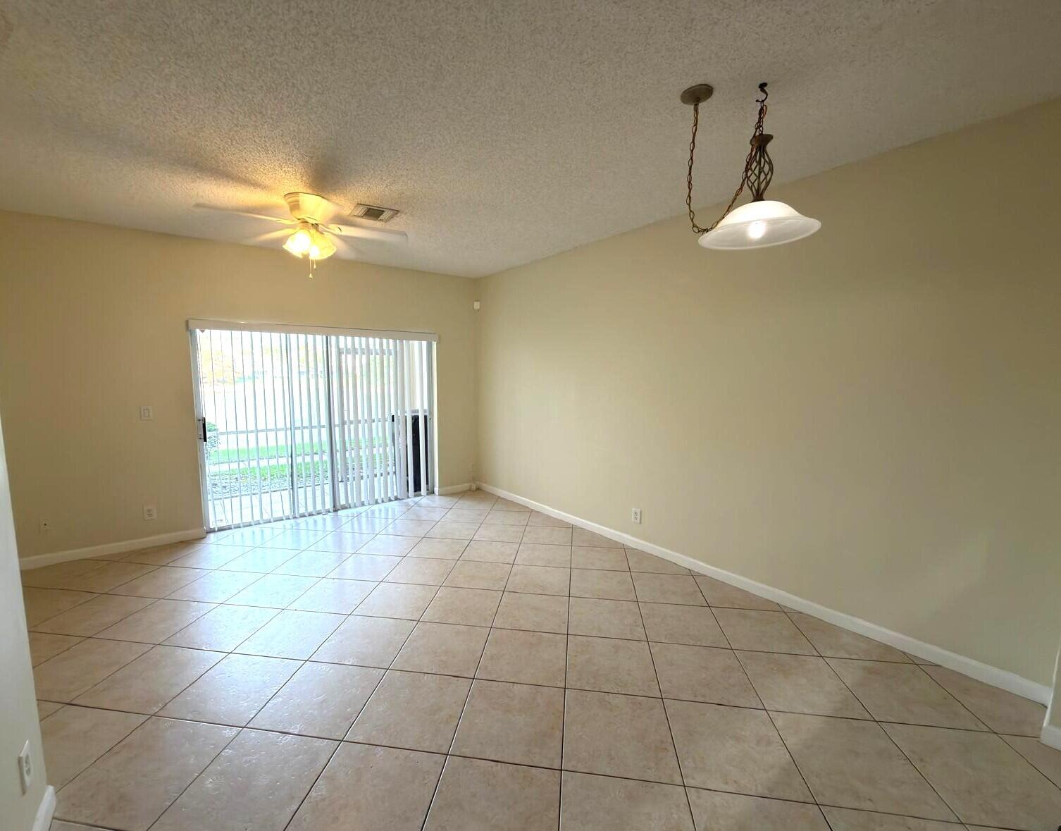 West Palm Beach Condo: 5048 Palmbrooke Circle