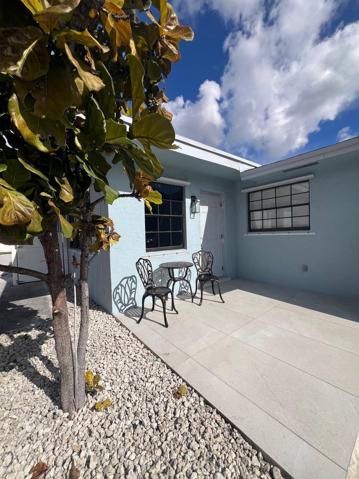 West Palm Beach Condo: 4791 Elmhurst Road