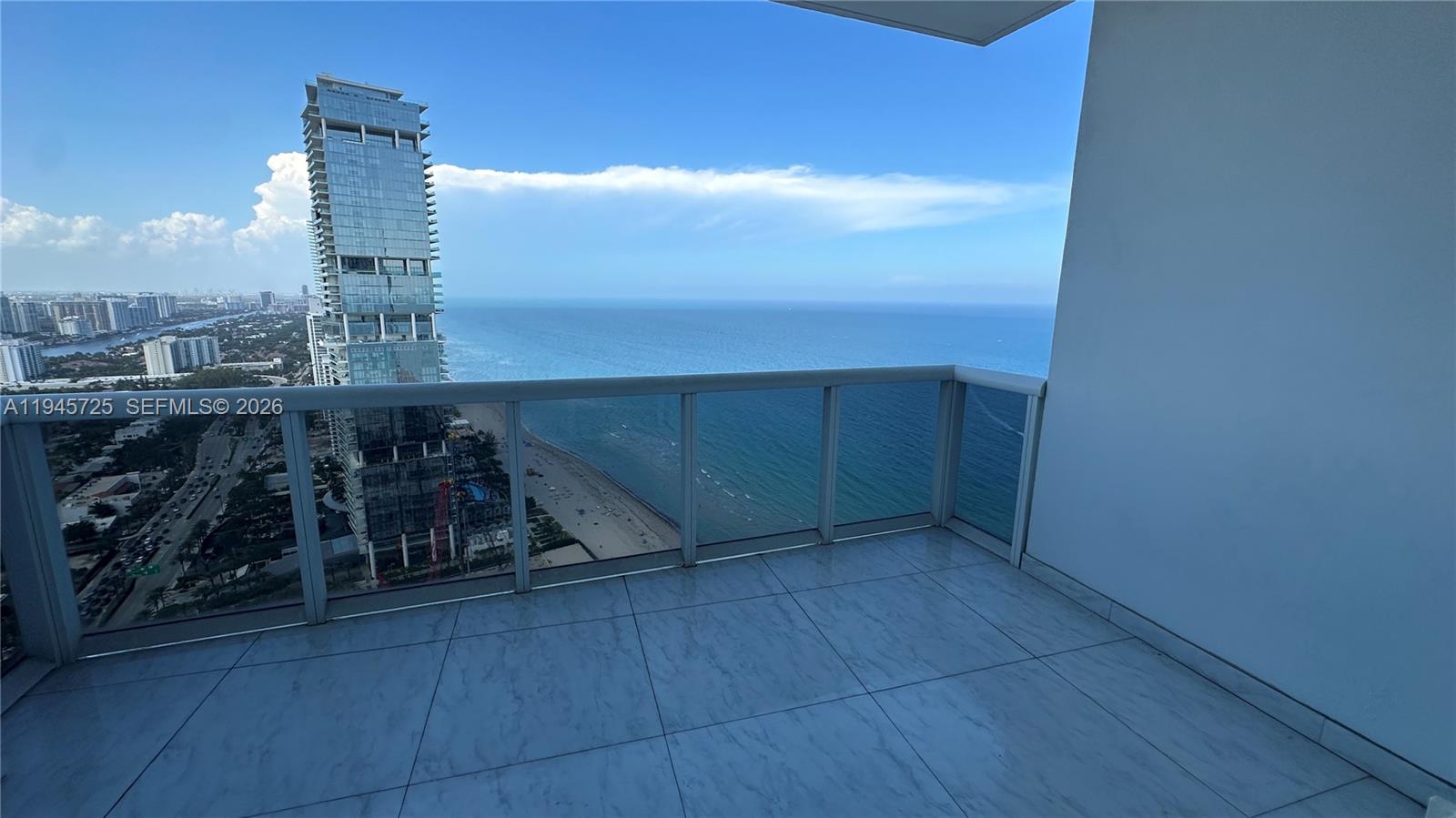 Sunny Isles Beach Condo: 18201 Collins Avenue
