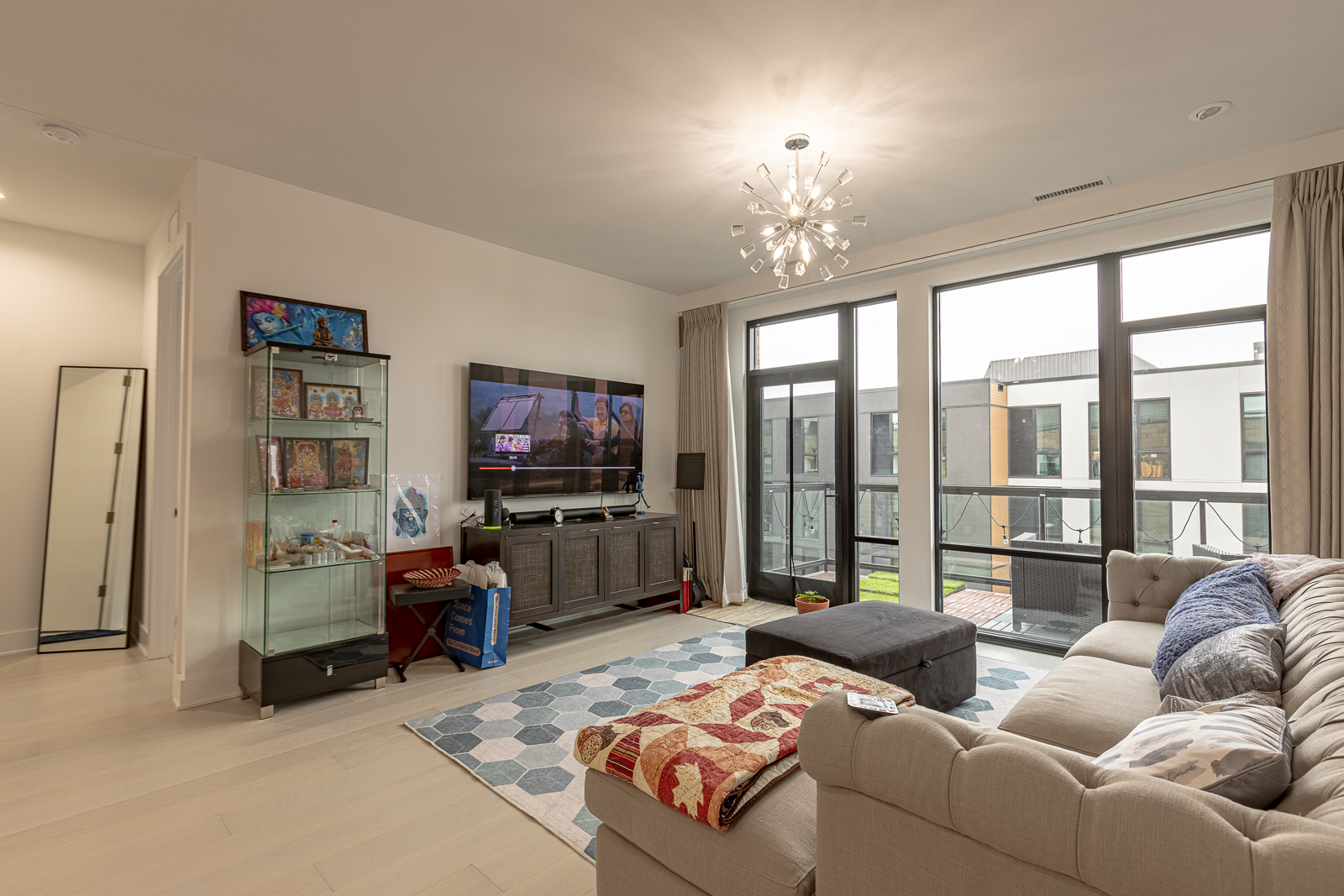 Chicago Condo: 1701 West Webster.