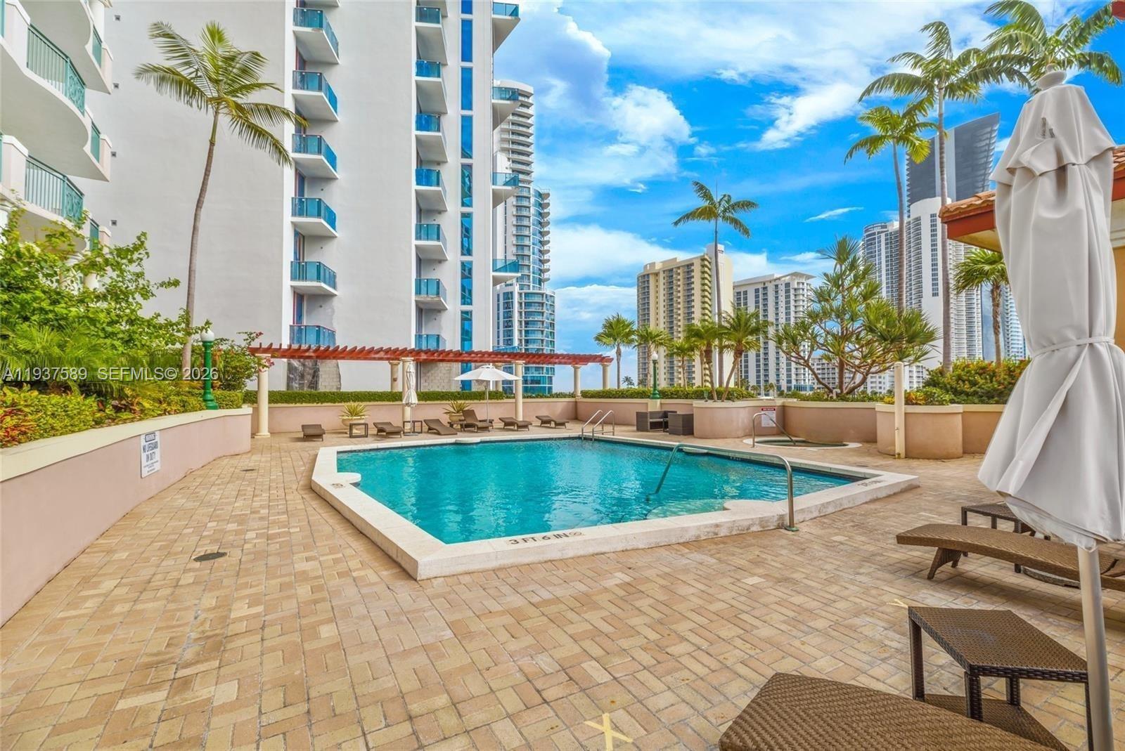 Sunny Isles Beach Condo: 17555 Atlantic Boulevard