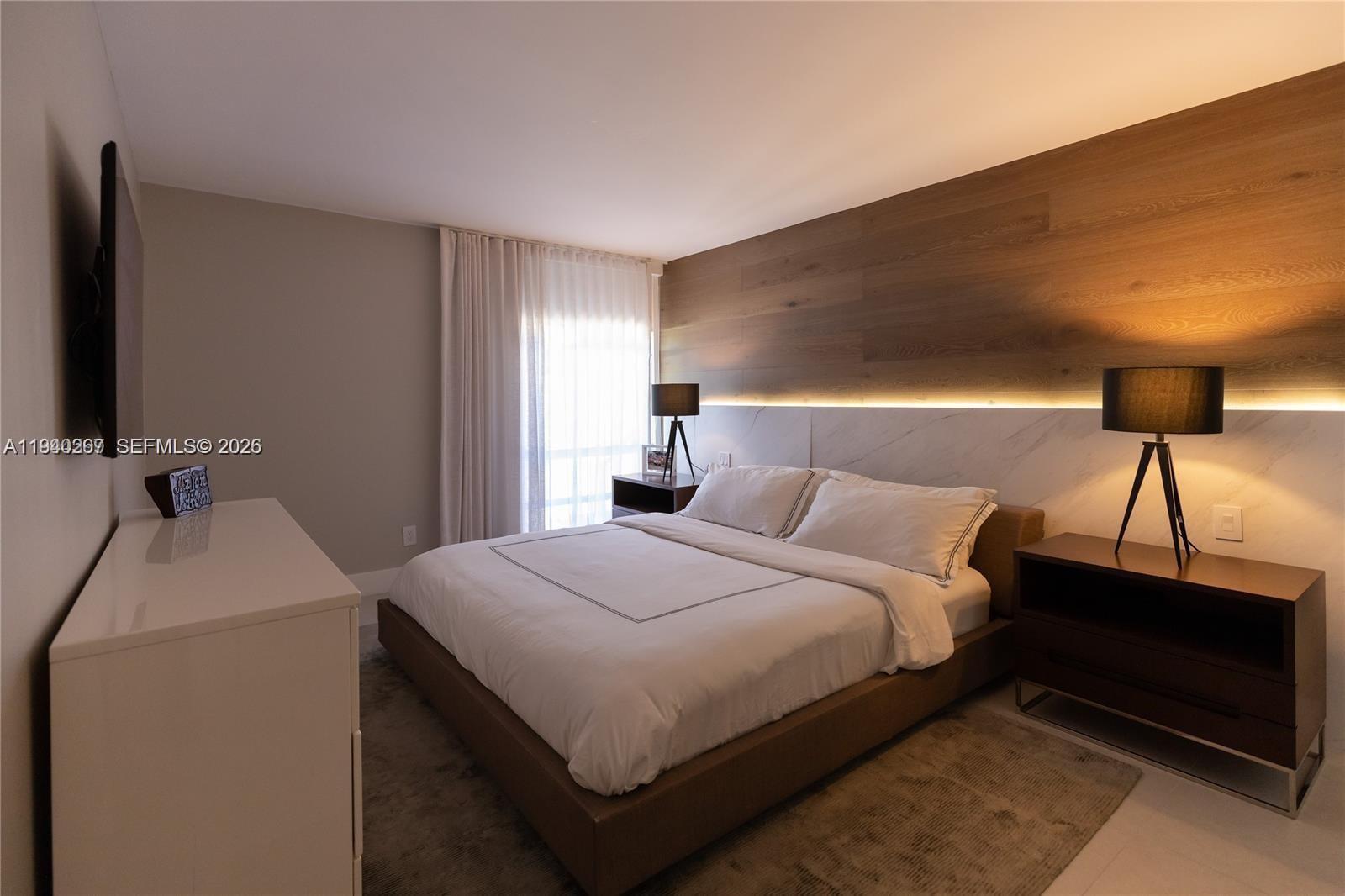 Sunny Isles Beach Condo: 210 172nd Street