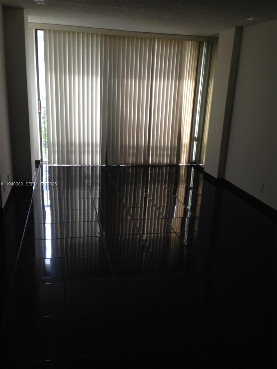 Sunny Isles Beach Condo: 16919 North Bay Road