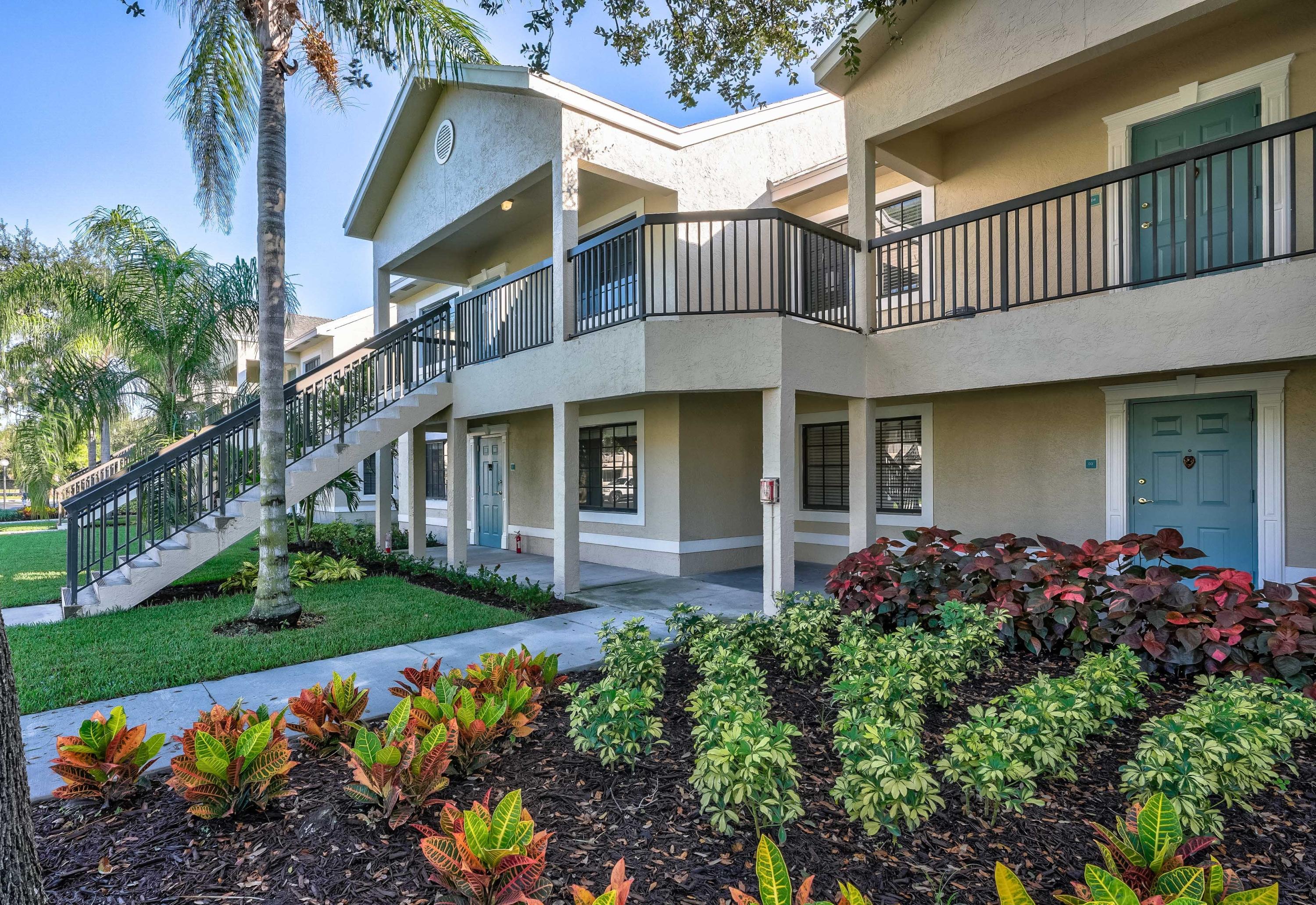 West Palm Beach Condo: 4685 Haverhill Road