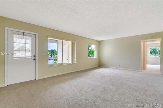 West Palm Beach Condo: 4759 Sable Pine Circle