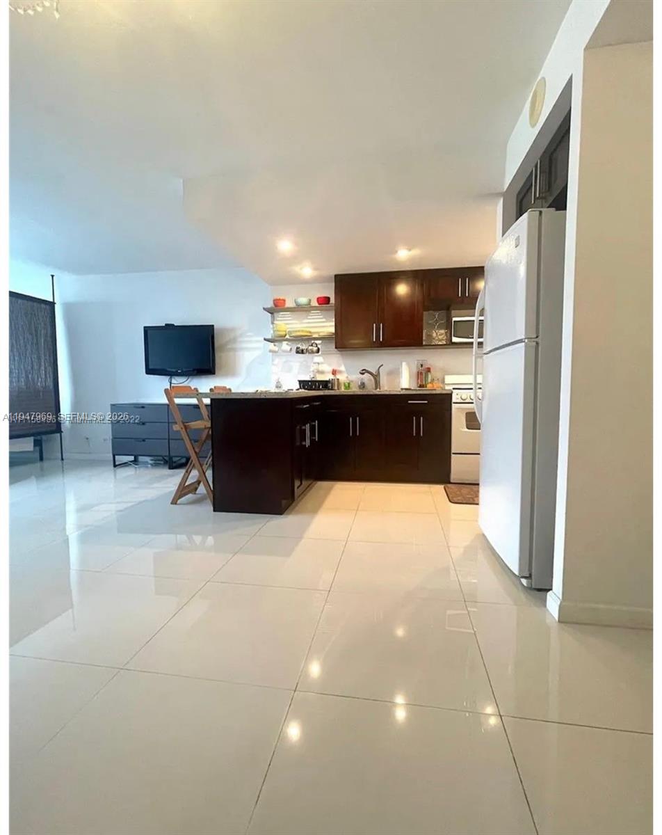 Sunny Isles Beach Condo: 251 174th Street