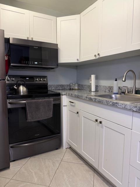 West Palm Beach Condo: 271 Chatham North