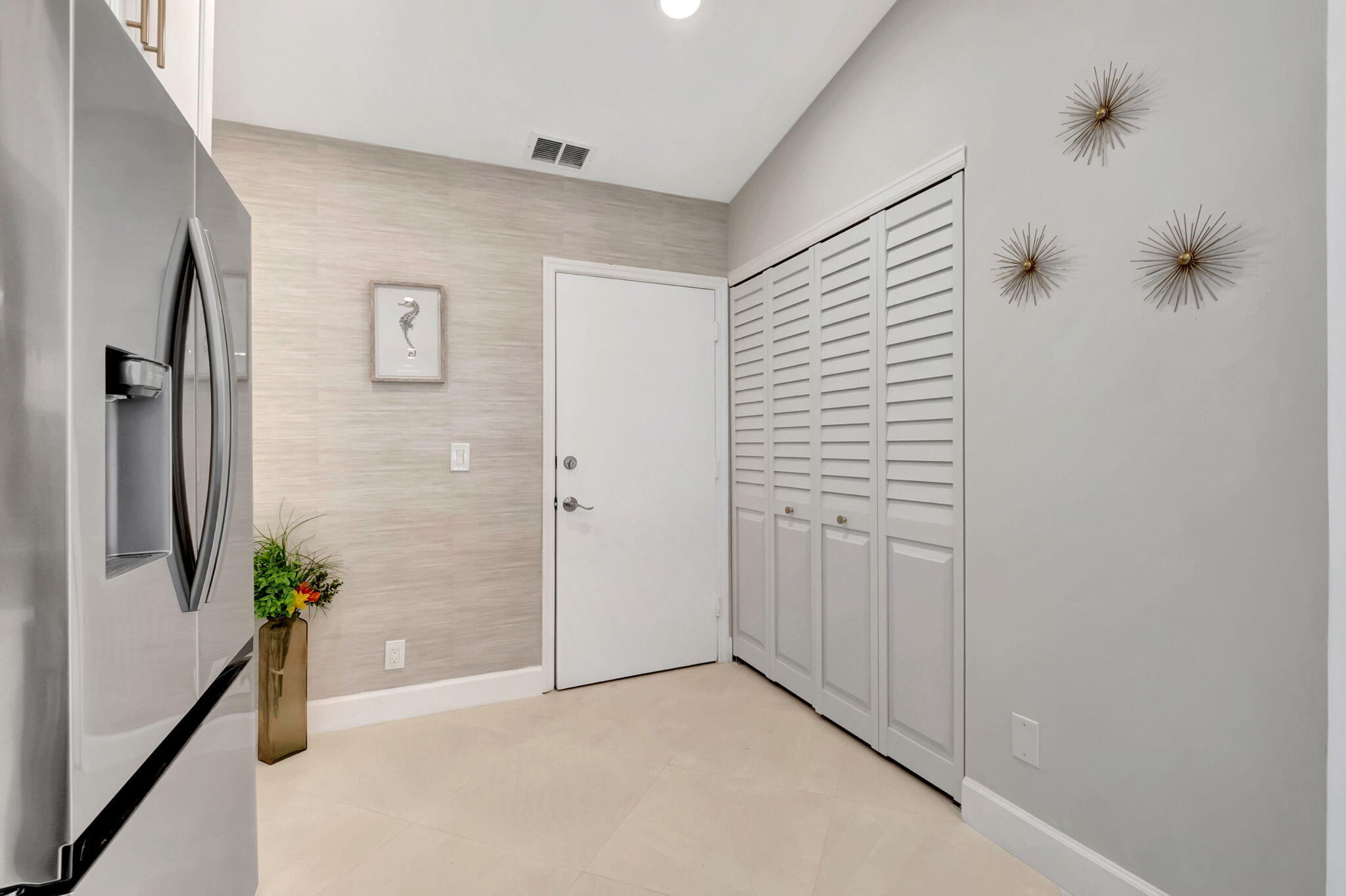 Delray Beach Condo: 15465 Lake Magnolia Place