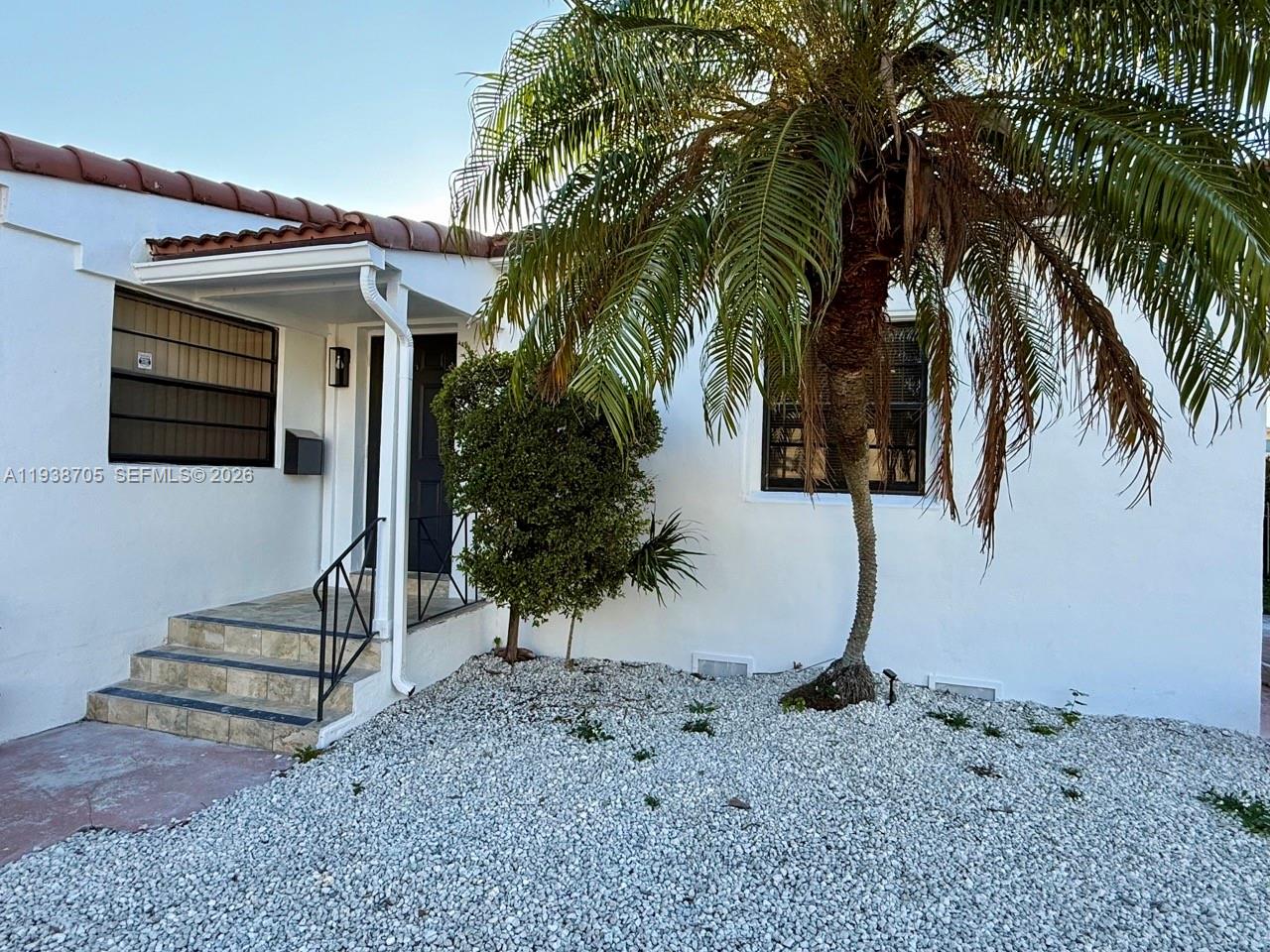 Miami Beach Condo: 864 80th Street