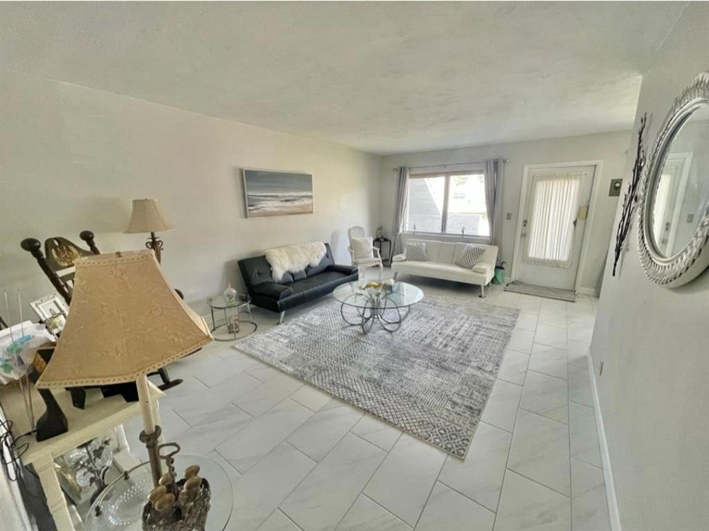 Fort Lauderdale Condo: 1920 Northeast 51st Court